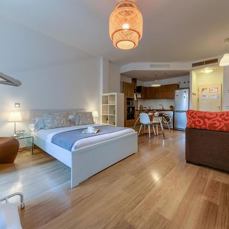 Lyrioshomes Apartamento Estudio La Biznaga Málaga Kültér fotó